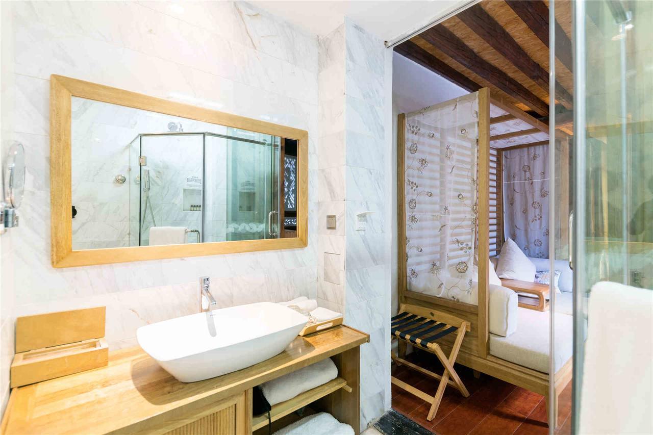 Dali Old Courtyard Boutique Inn Room photo